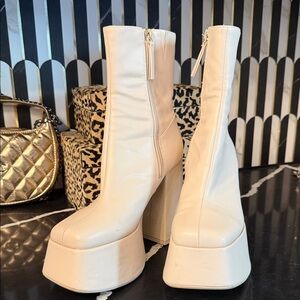 Bershka Cream Platform Boots